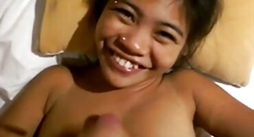 xxx mun Brad Sterling phim xet nhanh fucks đói stepmom.